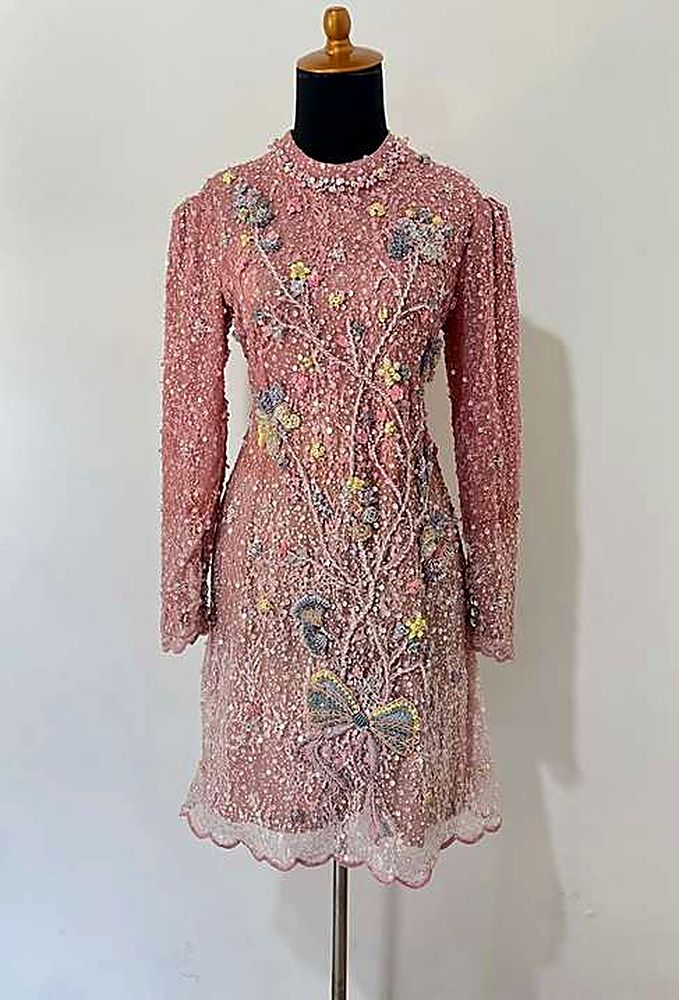 Kebaya Putri Mandalika Pink