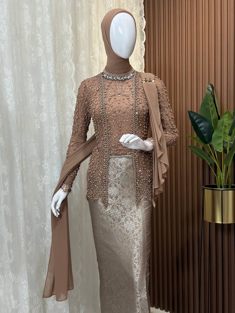 Naomi Caramel